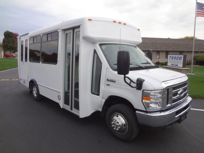 Champion Bus Challenger Picture 1b