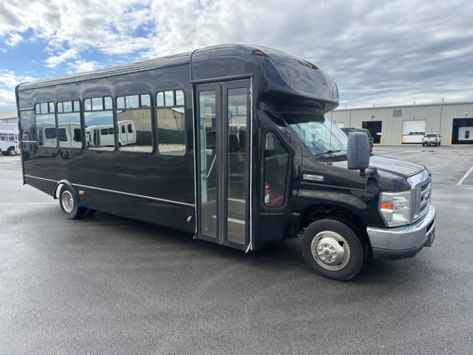 Used Bus Special - Starcraft